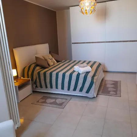 Dondona' Home 2Floor Apartamento Monopoli